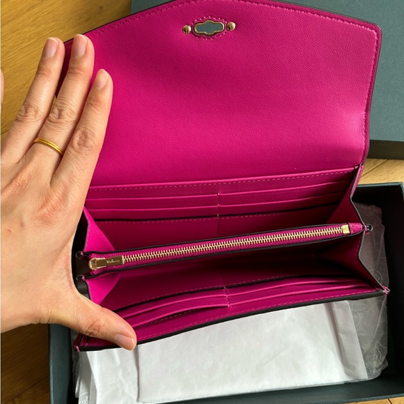 Mulberry Darley Wallet - Picture 2 of 4